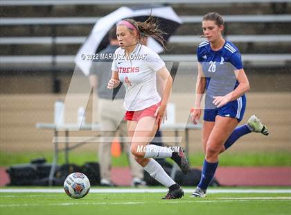 Thumbnail 1 in Rochester vs. Athens (MHSAA Division I Regional Final) photogallery.