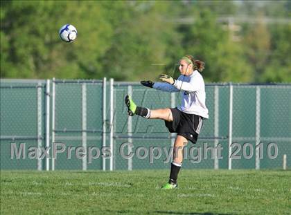 Thumbnail 1 in Muskego vs. Pius XI (Muskego Invite) photogallery.