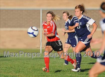 Thumbnail 3 in Muskego vs. Pius XI (Muskego Invite) photogallery.