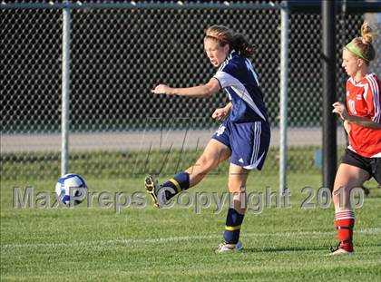 Thumbnail 1 in Muskego vs. Pius XI (Muskego Invite) photogallery.