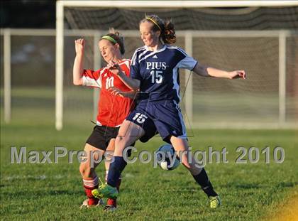 Thumbnail 1 in Muskego vs. Pius XI (Muskego Invite) photogallery.