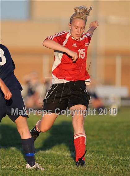 Thumbnail 2 in Muskego vs. Pius XI (Muskego Invite) photogallery.
