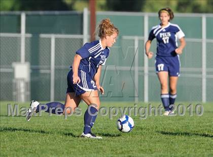 Thumbnail 2 in Muskego vs. Pius XI (Muskego Invite) photogallery.