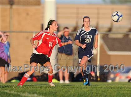 Thumbnail 1 in Muskego vs. Pius XI (Muskego Invite) photogallery.