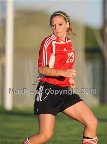 Thumbnail 3 in Muskego vs. Pius XI (Muskego Invite) photogallery.
