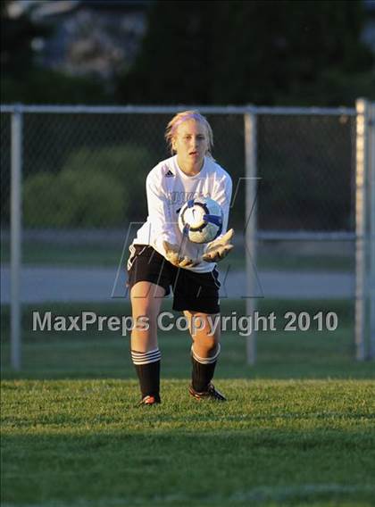Thumbnail 1 in Muskego vs. Pius XI (Muskego Invite) photogallery.