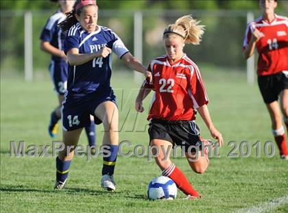 Thumbnail 2 in Muskego vs. Pius XI (Muskego Invite) photogallery.