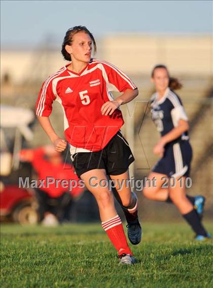 Thumbnail 3 in Muskego vs. Pius XI (Muskego Invite) photogallery.