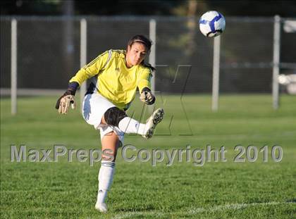 Thumbnail 2 in Muskego vs. Pius XI (Muskego Invite) photogallery.