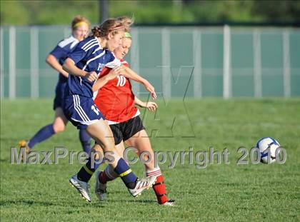 Thumbnail 2 in Muskego vs. Pius XI (Muskego Invite) photogallery.