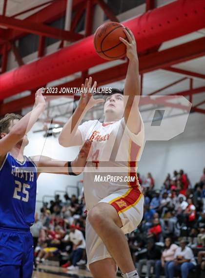 Thumbnail 2 in Erath vs. Brusly (LHSAA Div II Non-Select Bi-District) photogallery.
