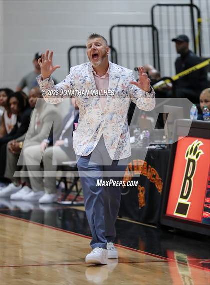 Thumbnail 1 in Erath vs. Brusly (LHSAA Div II Non-Select Bi-District) photogallery.