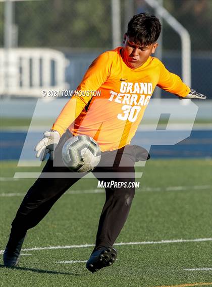 Thumbnail 2 in Grand Terrace @ La Salle photogallery.
