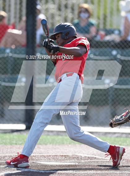 Thumbnail 3 in Orange Lutheran vs. Harvard-Westlake (JSerra Classic) photogallery.