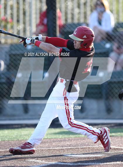 Thumbnail 2 in Orange Lutheran vs. Harvard-Westlake (JSerra Classic) photogallery.