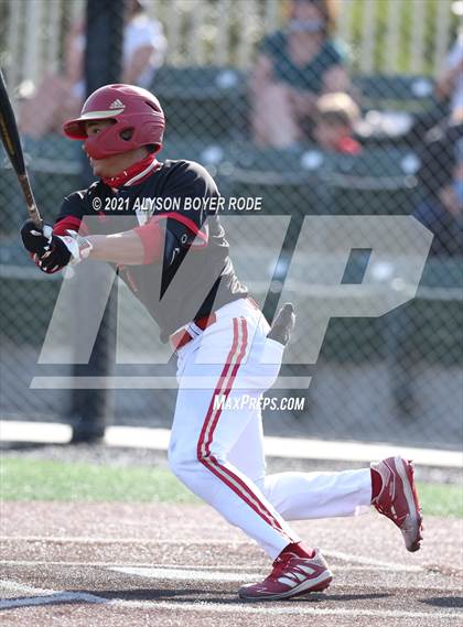 Thumbnail 3 in Orange Lutheran vs. Harvard-Westlake (JSerra Classic) photogallery.