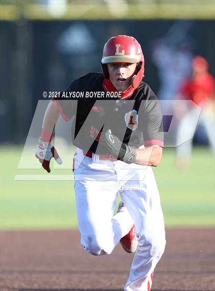 Thumbnail 3 in Orange Lutheran vs. Harvard-Westlake (JSerra Classic) photogallery.