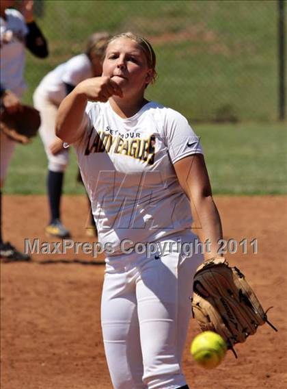 Thumbnail 1 in Seymour vs Coalfield photogallery.