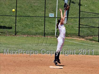 Thumbnail 3 in Seymour vs Coalfield photogallery.