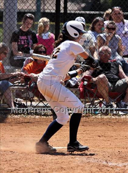 Thumbnail 1 in Seymour vs Coalfield photogallery.