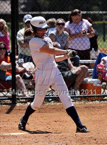Thumbnail 1 in Seymour vs Coalfield photogallery.