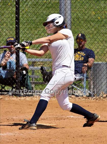 Thumbnail 3 in Seymour vs Coalfield photogallery.