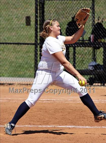 Thumbnail 1 in Seymour vs Coalfield photogallery.