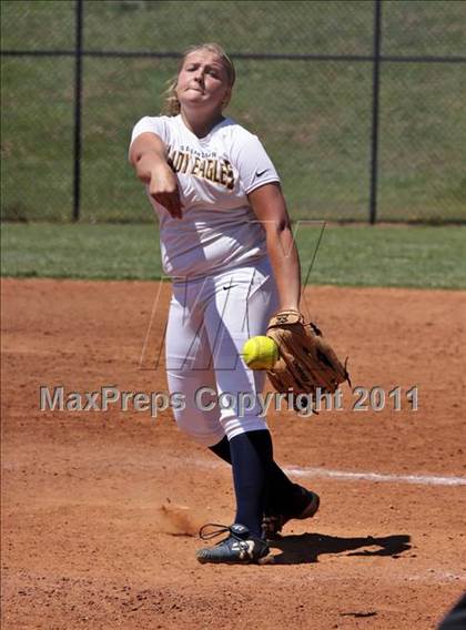 Thumbnail 2 in Seymour vs Coalfield photogallery.