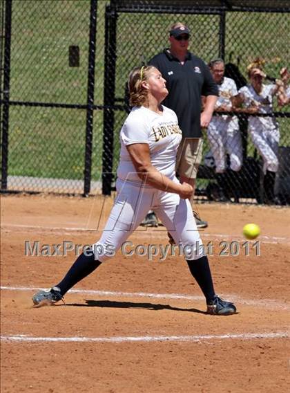 Thumbnail 3 in Seymour vs Coalfield photogallery.