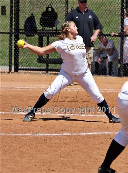 Thumbnail 2 in Seymour vs Coalfield photogallery.