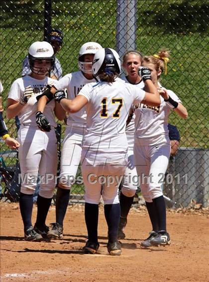 Thumbnail 1 in Seymour vs Coalfield photogallery.