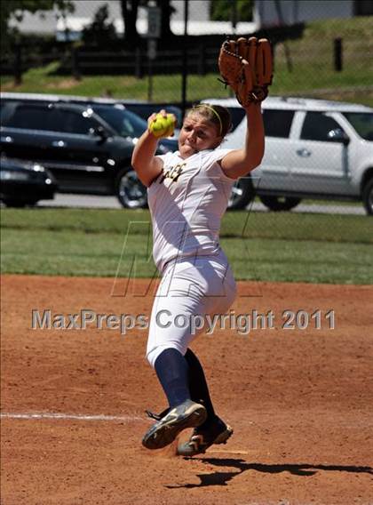 Thumbnail 3 in Seymour vs Coalfield photogallery.