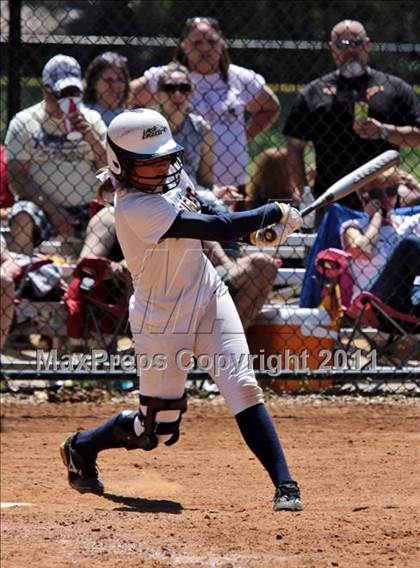 Thumbnail 3 in Seymour vs Coalfield photogallery.