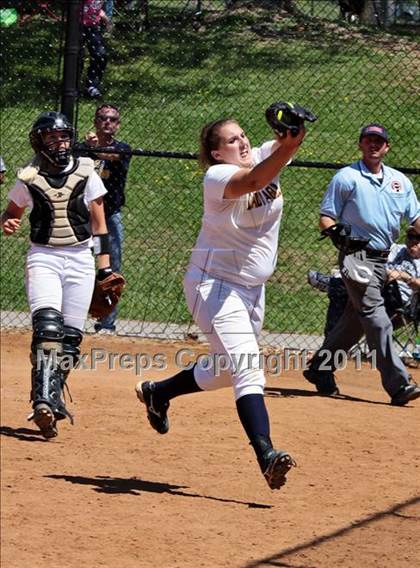 Thumbnail 1 in Seymour vs Coalfield photogallery.