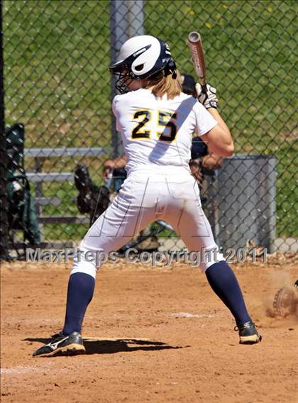 Thumbnail 1 in Seymour vs Coalfield photogallery.