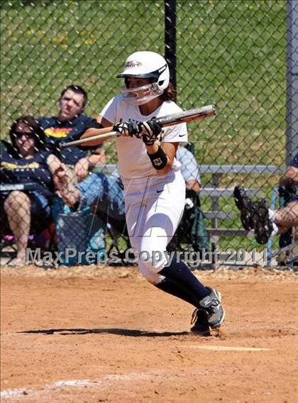 Thumbnail 1 in Seymour vs Coalfield photogallery.