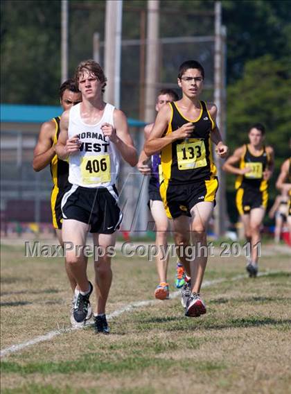 Thumbnail 2 in Galesburg Cross Country Invitational photogallery.