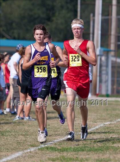 Thumbnail 2 in Galesburg Cross Country Invitational photogallery.