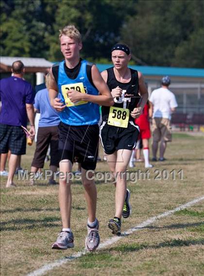 Thumbnail 3 in Galesburg Cross Country Invitational photogallery.