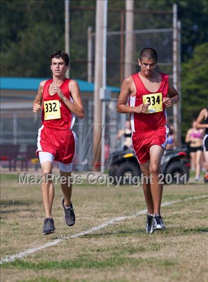 Thumbnail 2 in Galesburg Cross Country Invitational photogallery.