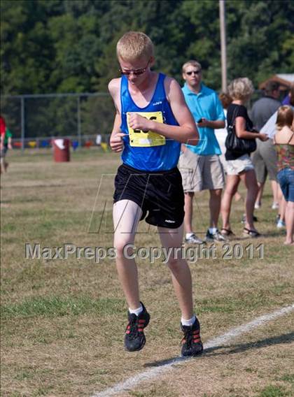 Thumbnail 2 in Galesburg Cross Country Invitational photogallery.