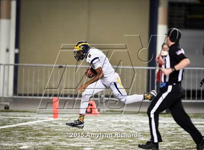 Thumbnail 3 in Bellevue vs Bishop Blanchard (WIAA 3A Semifinal) photogallery.