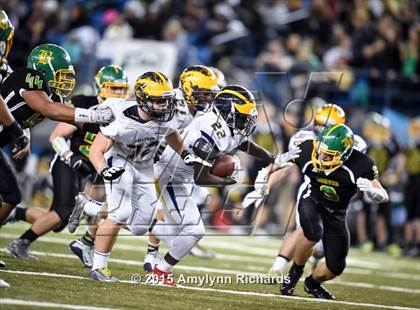 Thumbnail 3 in Bellevue vs Bishop Blanchard (WIAA 3A Semifinal) photogallery.