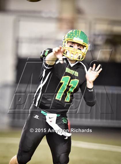 Thumbnail 2 in Bellevue vs Bishop Blanchard (WIAA 3A Semifinal) photogallery.