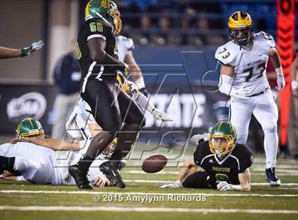 Thumbnail 3 in Bellevue vs Bishop Blanchard (WIAA 3A Semifinal) photogallery.