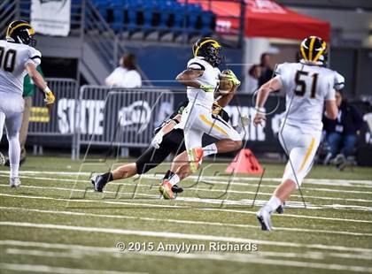 Thumbnail 1 in Bellevue vs Bishop Blanchard (WIAA 3A Semifinal) photogallery.