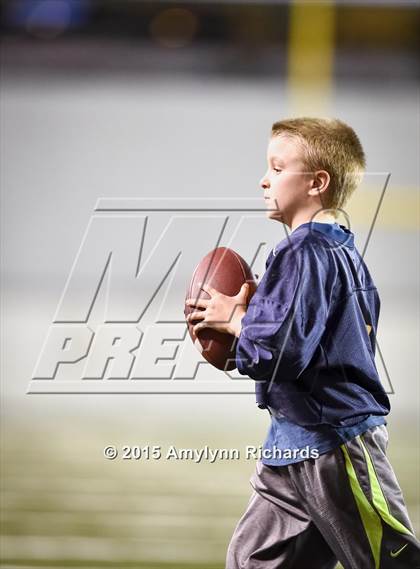 Thumbnail 1 in Bellevue vs Bishop Blanchard (WIAA 3A Semifinal) photogallery.