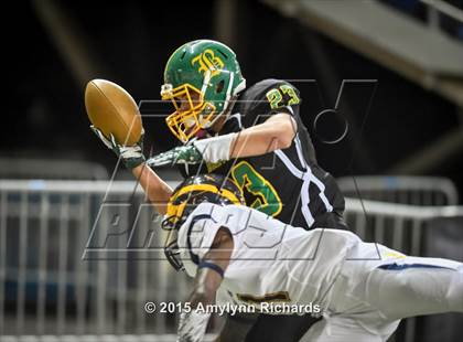 Thumbnail 3 in Bellevue vs Bishop Blanchard (WIAA 3A Semifinal) photogallery.