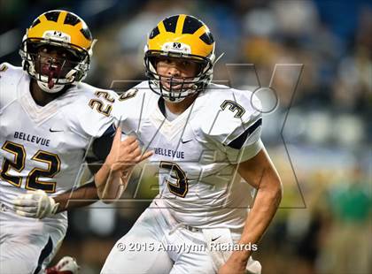 Thumbnail 3 in Bellevue vs Bishop Blanchard (WIAA 3A Semifinal) photogallery.