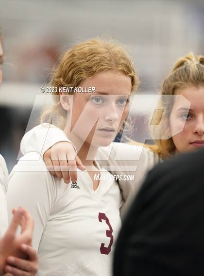 Thumbnail 3 in Davison vs. Divine Child photogallery.